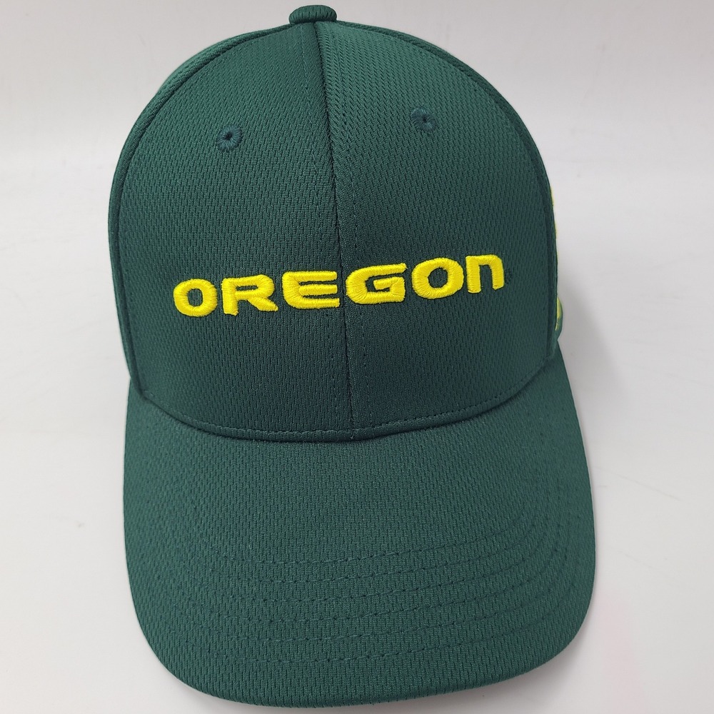 Oregon Ducks Hat Adjustable Top of the World Green Yellow NCAA University Men